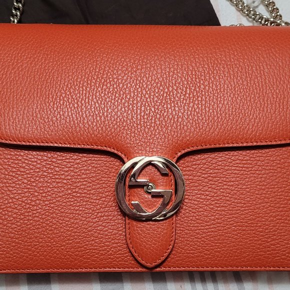 Gucci Authentic Shoulder Handbag - Picture 2 of 8